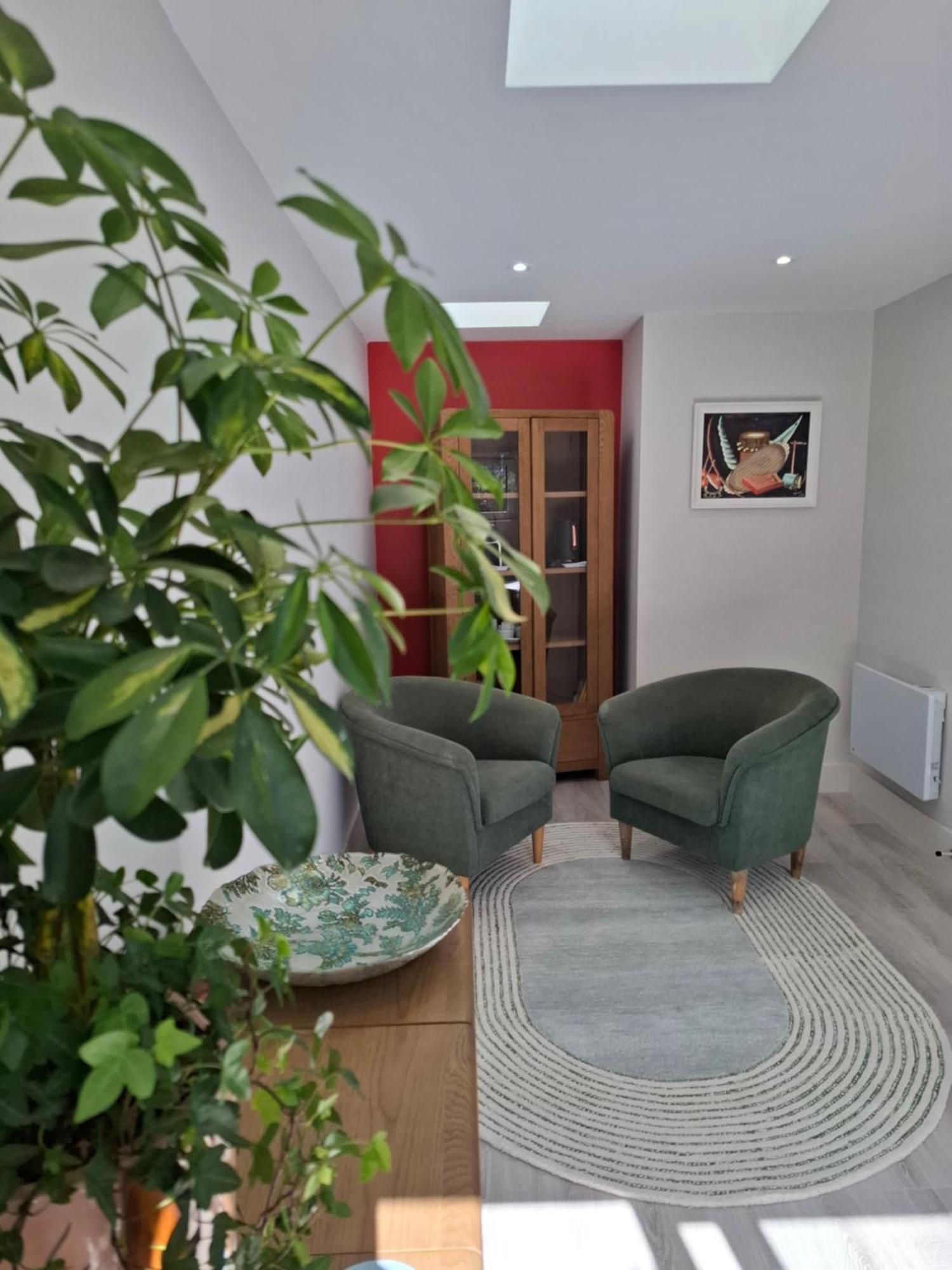 Granville House Apartments And Garden Suites Ballyferriter Εξωτερικό φωτογραφία